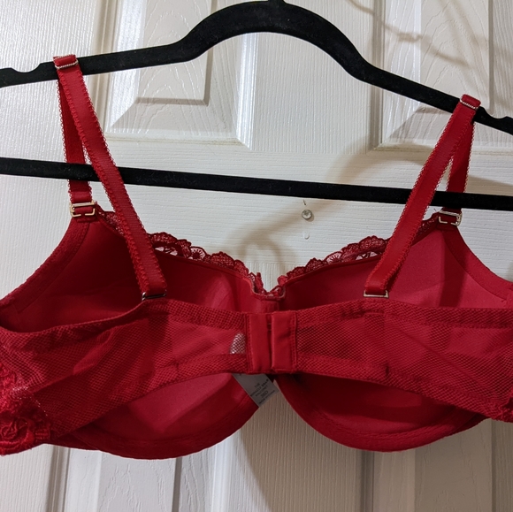 NWOT Victoria's Secret Push Up Bra - Picture 2 of 5